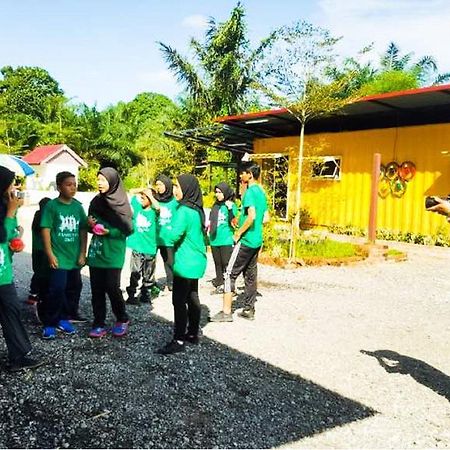 5 Stone Cabin Chalet Taiping Bagian luar foto