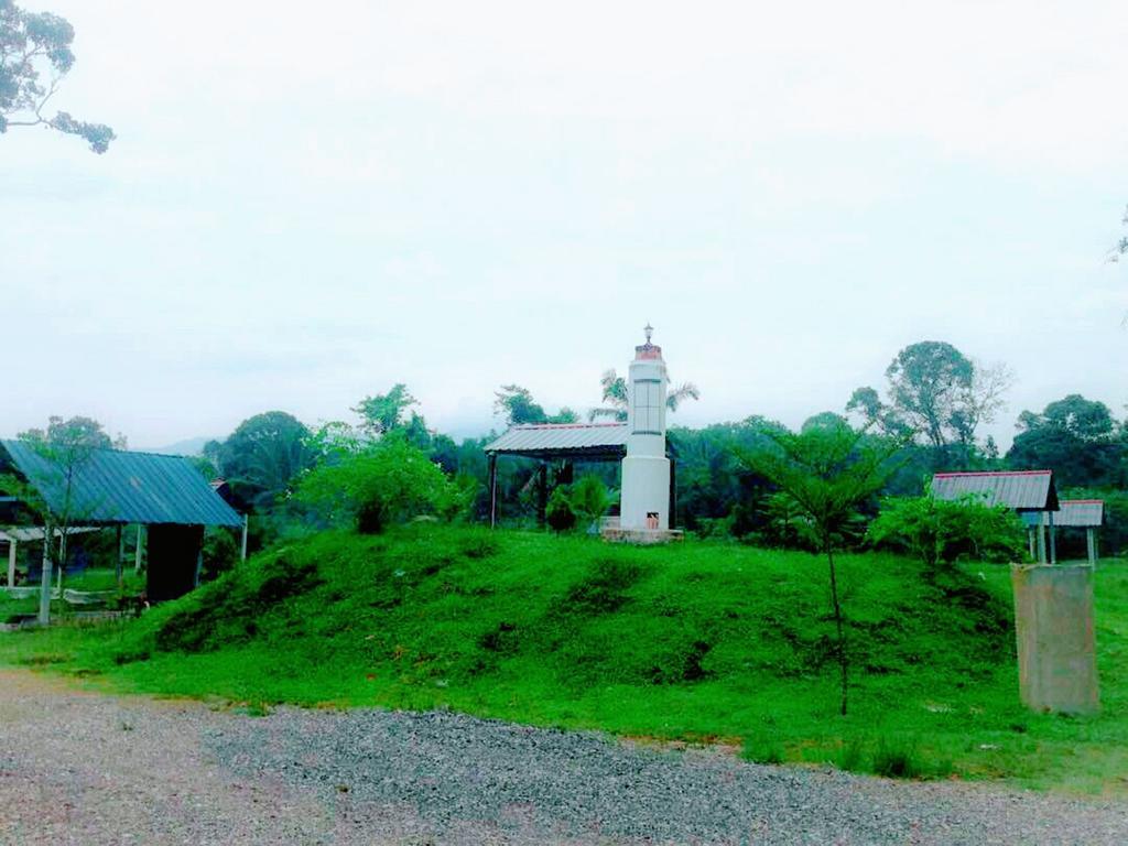 5 Stone Cabin Chalet Taiping Bagian luar foto
