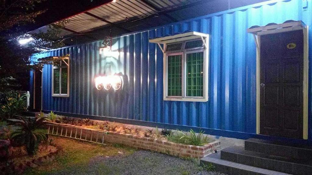 5 Stone Cabin Chalet Taiping Bagian luar foto