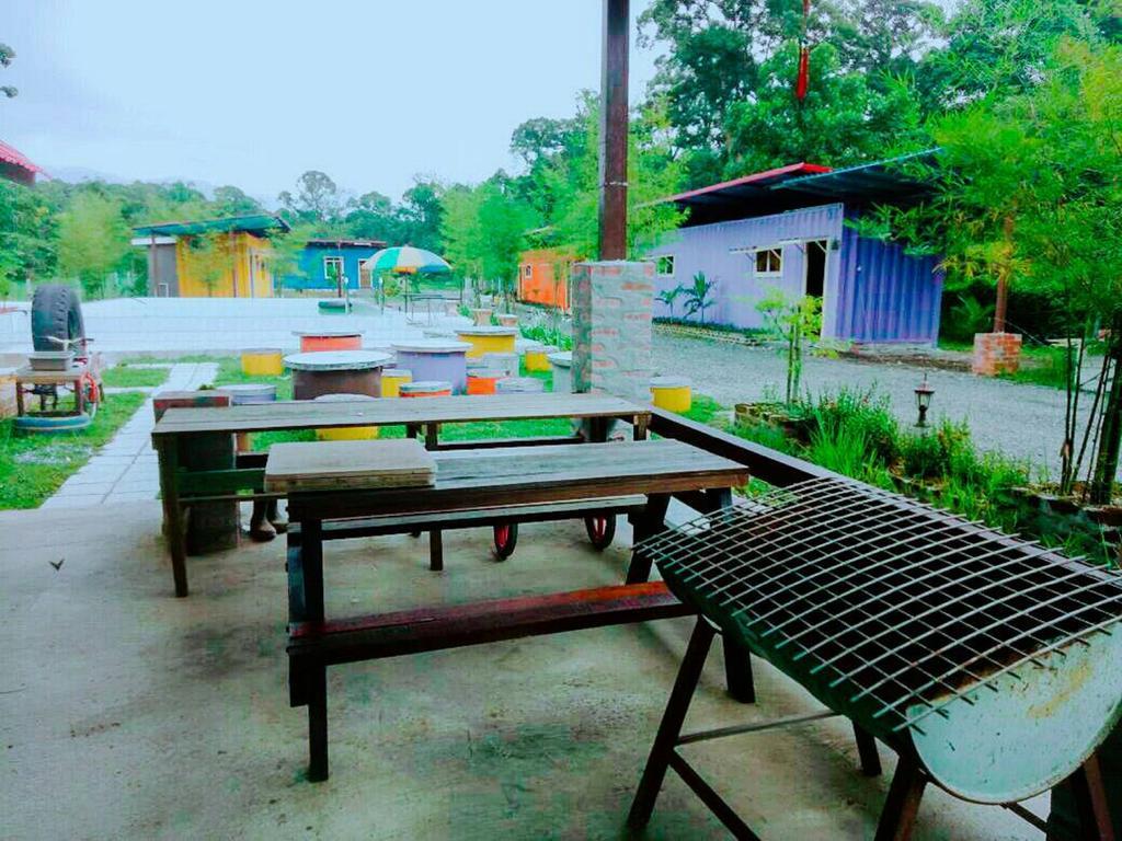5 Stone Cabin Chalet Taiping Bagian luar foto